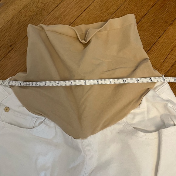 White distressed maternity jeans - Picture 5 of 7